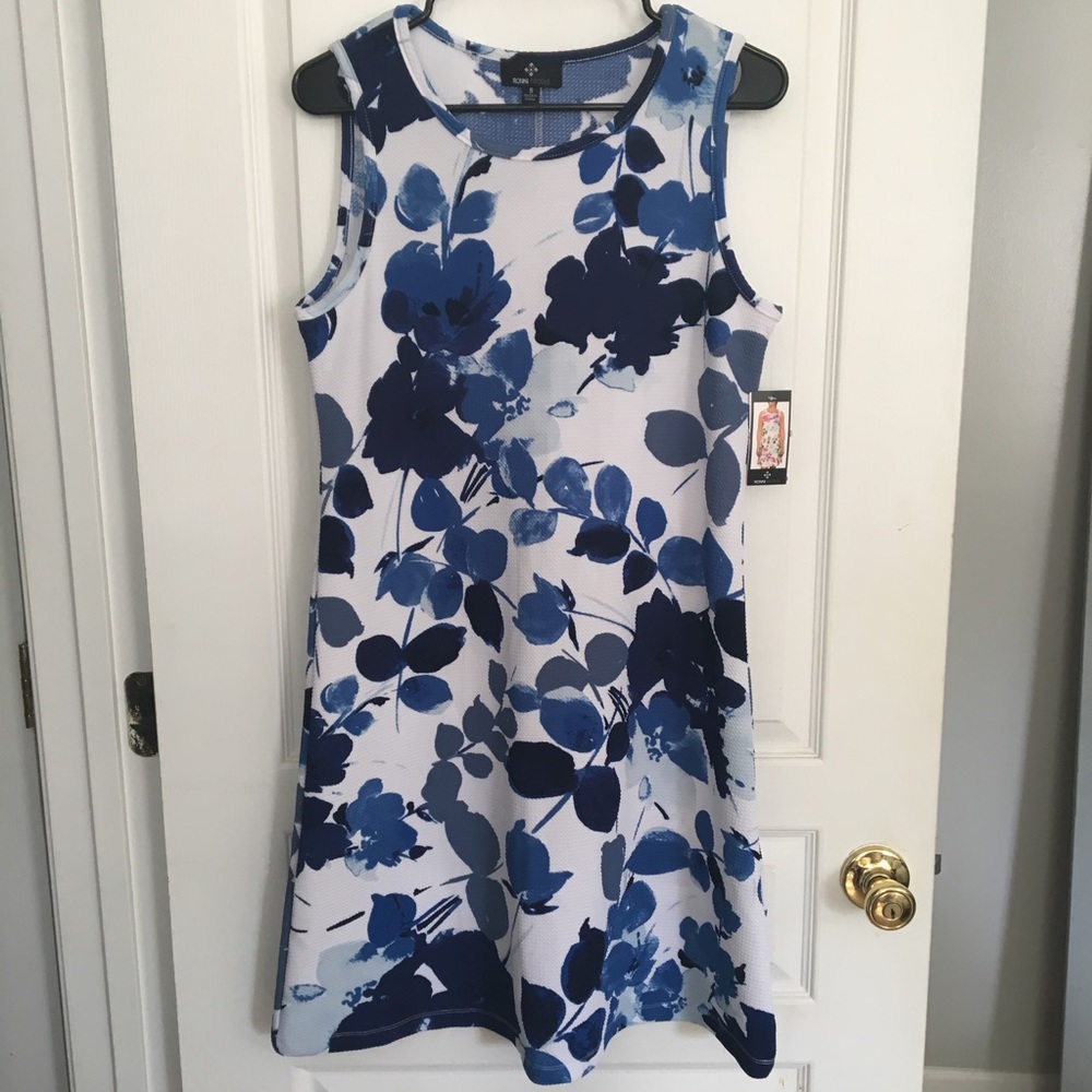 NWT blue and white floral dress